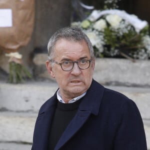 Christophe Dechavanne - Sorties des obsèques de Jean-Pierre Pernaut en la Basilique Sainte-Clotilde à Paris, France, le 9 mars 2022. © Denis Guignebourg/BestImage 