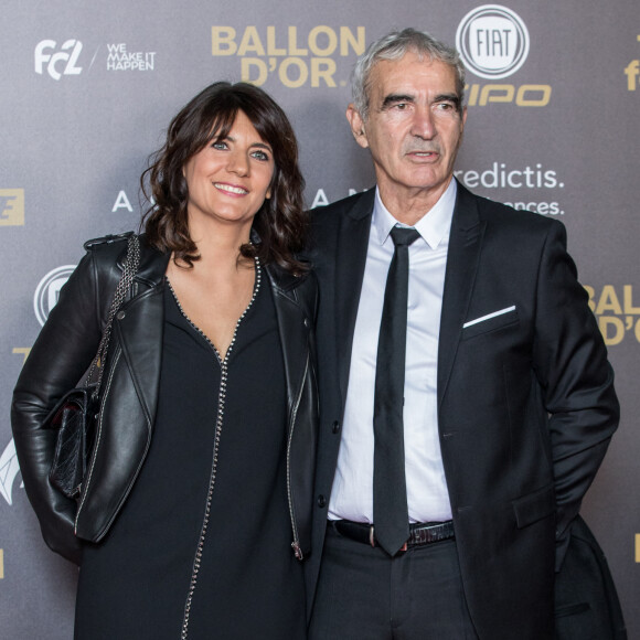 Raymond Domenech et sa compagne Estelle Denis - Tapis rouge de la cérémonie du Ballon d'or France Football 2018 au Grand Palais à Paris, France, le 3 décembre 2018. le Croate L.Modric remporte le trophée 2018. © Cyril Moreau/Bestimage