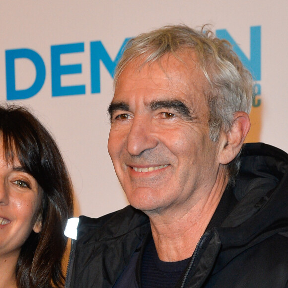 Estelle Denis et son compagnon Raymond Domenech - Avant première du film "Demain tout commence" au Grand Rex à Paris le 28 novembre 2016. © Coadic Guirec/Bestimage