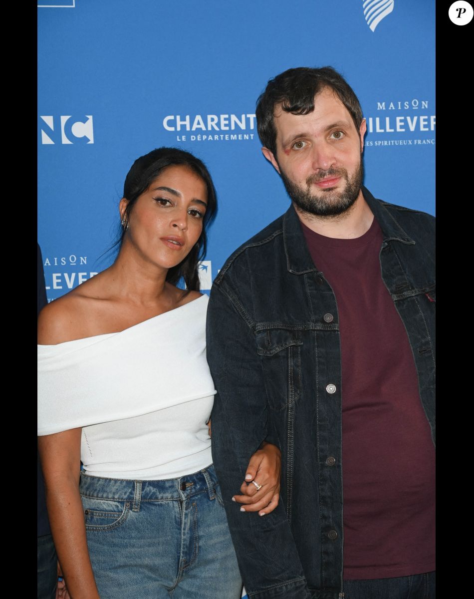 Leïla Bekhti et Karim Leklou au photocall du film "C'est Mon Homme" lors du 15ème festival du film francophone de Angoulême, France, le 27 août 2022. © Coadic Guirec/Bestimage