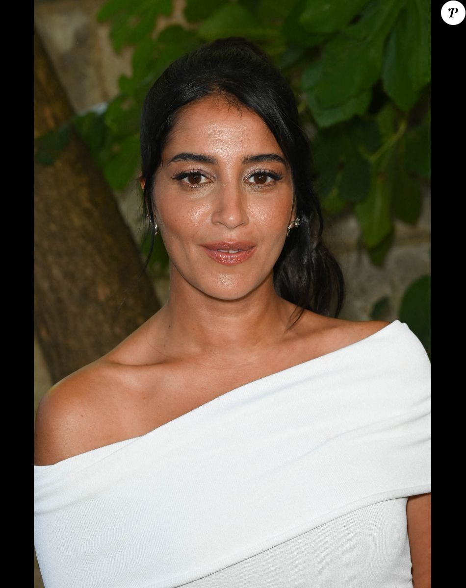 Leïla Bekhti au photocall du film "C'est Mon Homme" lors du 15ème festival du film francophone de Angoulême, France, le 27 août 2022.