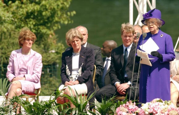 Les soeurs de Diana, Lady Sarah et Lady Jane, et son frère Earl Charles Spencer,