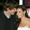 Ashton Kutcher et Demi Moore à la première de Valentine's Day le 8 février à Los Angeles