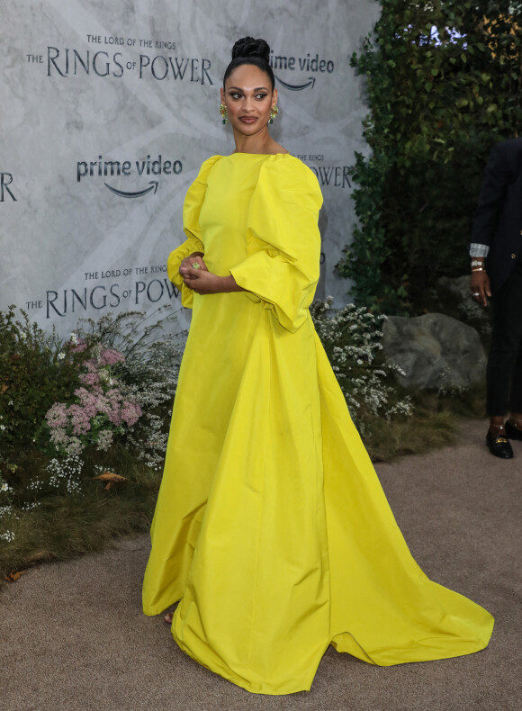 Cynthia Addai-Robinson - Photocall de "Le Seigneur des anneaux : Les Anneaux de pouvoir " (The Lord of the Rings: The Rings of Power) à l'Odeon, Londres le 30 août 2022.