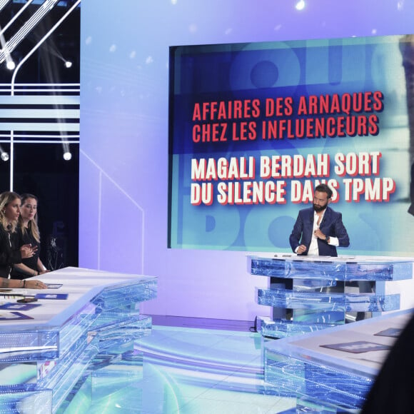 Exclusif - Magali Berdah, Cyril Hanouna sur le plateau de l’émission TPMP (Touche Pas à Mon Poste) présentée en direct par C.Hanouna et diffusée sur C8 à Paris le 31 août 2022 - © Jack Tribeca / Bestimage 