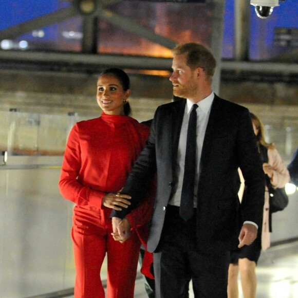 Le prince Harry, duc de Sussex et Meghan Markle, duchesse de Sussex, arrivent au "One Young World Summit 2022" à Manchester, le 5 septembre 2022.
