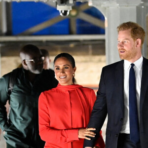 Le prince Harry, duc de Sussex et Meghan Markle, duchesse de Sussex, arrivent au "One Young World Summit 2022" à Manchester, le 5 septembre 2022.