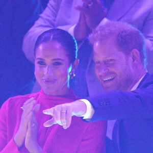 Le prince Harry, duc de Sussex et Meghan Markle, duchesse de Sussex, lors du "One Young World Summit 2022" à Manchester, le 5 septembre 2022.