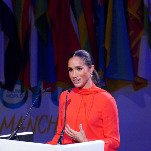 Le prince Harry, duc de Sussex et Meghan Markle, duchesse de Sussex, lors du "One Young World Summit 2022" à Manchester, le 5 septembre 2022.  The Duke and Duchess of Sussex attend the One Young World 2022 Manchester Summit at Bridgewater Hall, Manchester, during their visit to the UK. September 5th, 2022. 