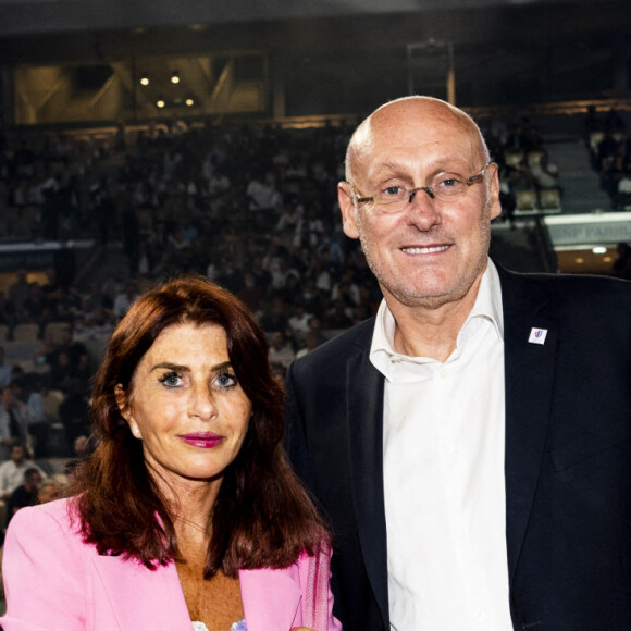 Bernard Laporte et sa femme Manon - People et politiques se retrouvent au gala de boxe "La Conquête" au stade Roland Garros à Paris le 10 septembre 2021 © JB Autissier / Panoramic / Bestimage