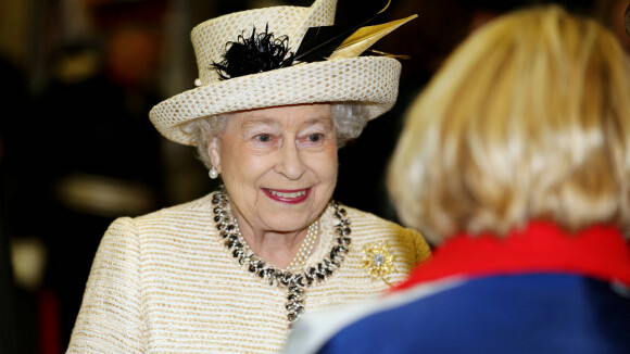 Mort d'Elizabeth II : la reine était "sous assistance respiratoire", révélations d'un expert