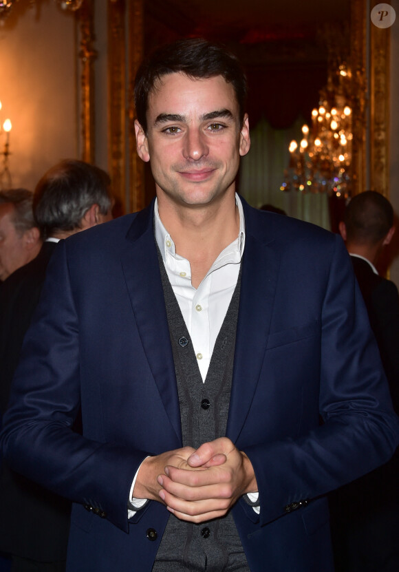 Info - Julian Bugier va quitter Europe 1 - Julian Bugier au dîner de gala caritatif pour l'association "Autistes Sans Frontières" à l'hôtel Marcel Dassault à Paris, le 2 juin 2016. © Gorassini Giancarlo/Bestimage 