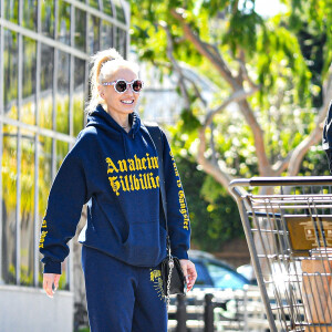 Exclusif - Gwen Stefani et son mari Blake Shelton vont faire leurs courses à Los Angeles, Californie, Etats-Unis, le 9 mars 2022. 
