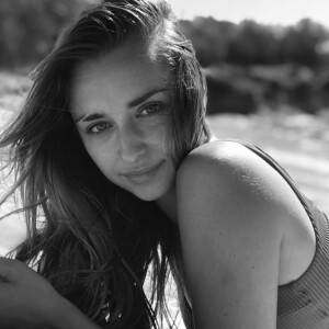 Estelle Lefébure souhaite un joyeux anniversaire à sa fille Emma Smet. Le 12 septembre 2022.