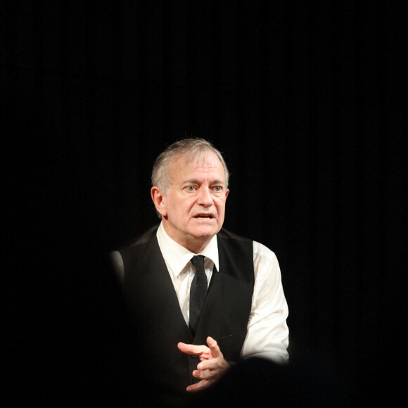 Exclusif - Rencontre avec Francis Huster autour de son ouvrage "Dictionnaire amoureux de Molière" dans la salle Station Ausone - Librairie Mollat à Bordeaux, France, le 19 octobre 2021. © Jean-Marc Lhomer/Bestimage