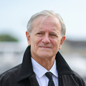 Francis Huster - Photocall lors du Festival de la Fiction de La Rochelle. Le 15 septembre 2021