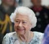 La reine Elisabeth II d'Angleterre lors de l'inauguration de l'hospice de la Tamise à Maidenhead, Berkshire, Royaume Uni.