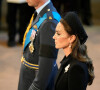Le prince William, Kate Middleton - Procession cérémonielle du cercueil de la reine Elizabeth II du palais de Buckingham à Westminster Hall à Londres. Le 14 septembre 2022.