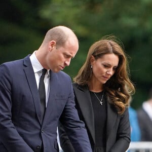 Le prince et la princesse de Galles se recueillent devant le château de Sandringham. @ Joe Giddens/PA Photos/ABACAPRESS.COM