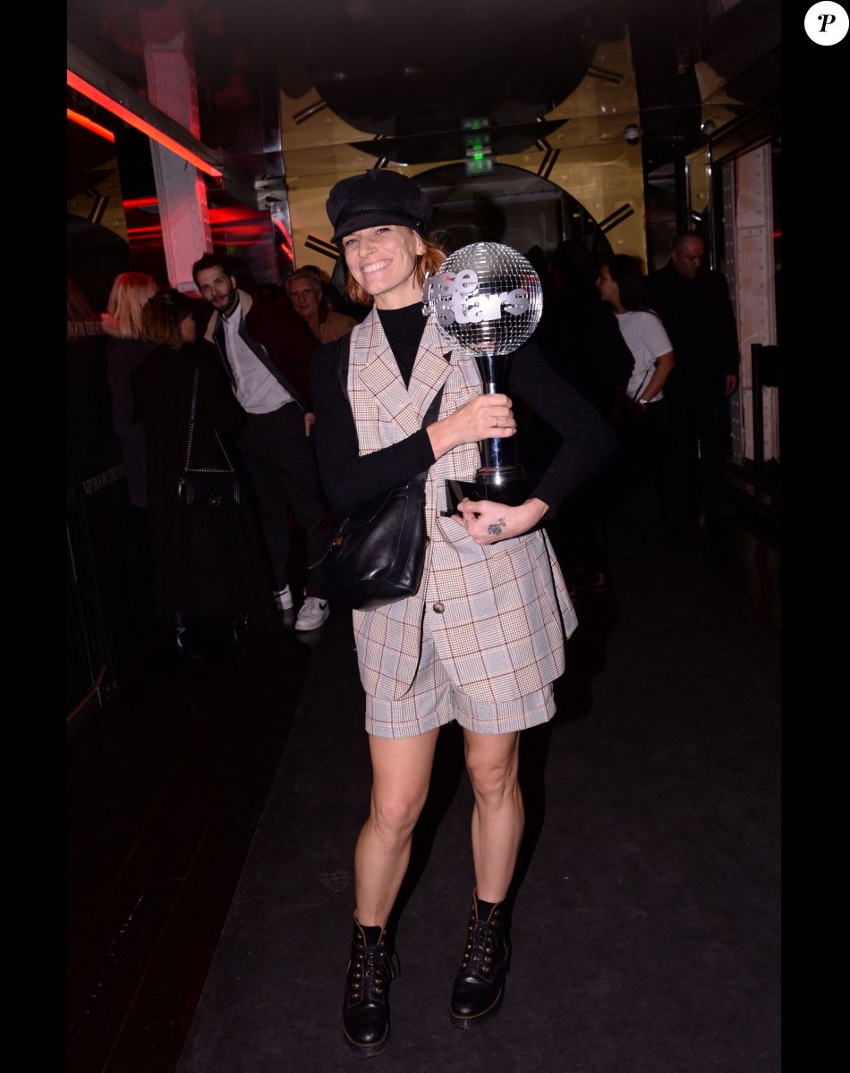 Exclusif - Fauve Hautot, partenaire S. El Gueddari qui a remporté la finale - After-party de la finale de l'émission "Danse avec les Stars" (DALS) au VIP ROOM à Paris le 23 Novembre 2019. © Rachid Bellak / Bestimage
