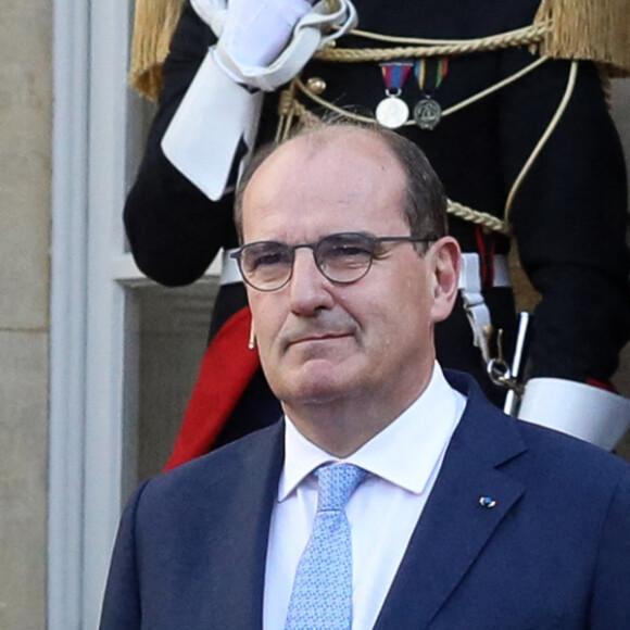 Passation de pouvoirs entre l'ancien Premier ministre français, Jean Castex et la nouvelle Première ministre française, Elisabeth Borne à l Hôtel de Matignon à Paris, France, le 16 mai 2022. © Stéphane Lemouton/Bestimage