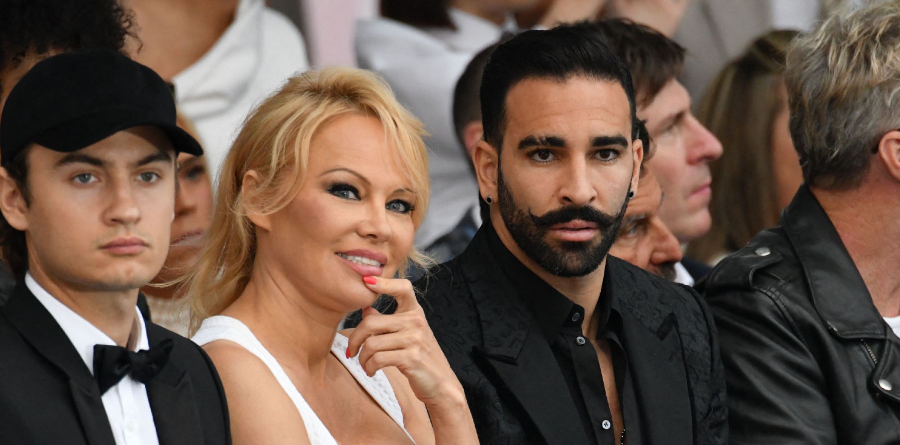Adil Rami séparé de Léna : son couple avec Pamela Anderson lui a fait ...