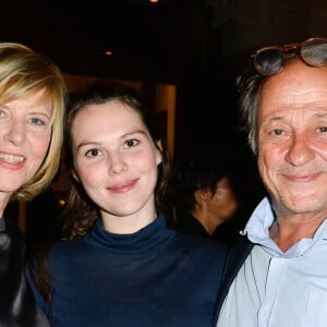 Chantal Ladesou avec sa fille Clémence Ansault enceinte et son mari Michel Ansault - Inauguration du théâtre de la Tour Eiffel à Paris le 16 octobre 2017. © Coadic Guirec/Bestimage