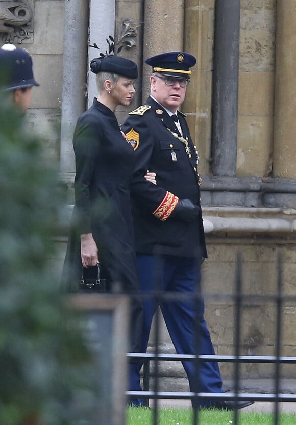 Le prince Albert et la princesse Charlene au Westminster Abbey pour les funérailles de la reine Elizabeth II. Londres. Photo by WP Pix/Splash News/ABACAPRESS.COM