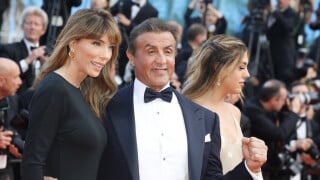 Sylvester Stallone de nouveau avec son épouse ? Cette photo qui sème le doute