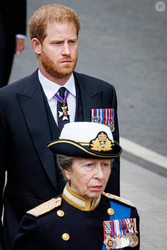 La princesse Anne et Le prince Harry, duc de Sussex - Funérailles d'Etat de la reine Elizabeth II d'Angleterre, à Londres, Royaume Uni