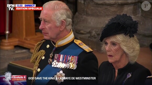 Le roi Charles III et Camilla très affectés durant le "God save the king", ce lundi 19 septembre 2022 à Londres, pour les obsèques de la reine Elizabeth II.
