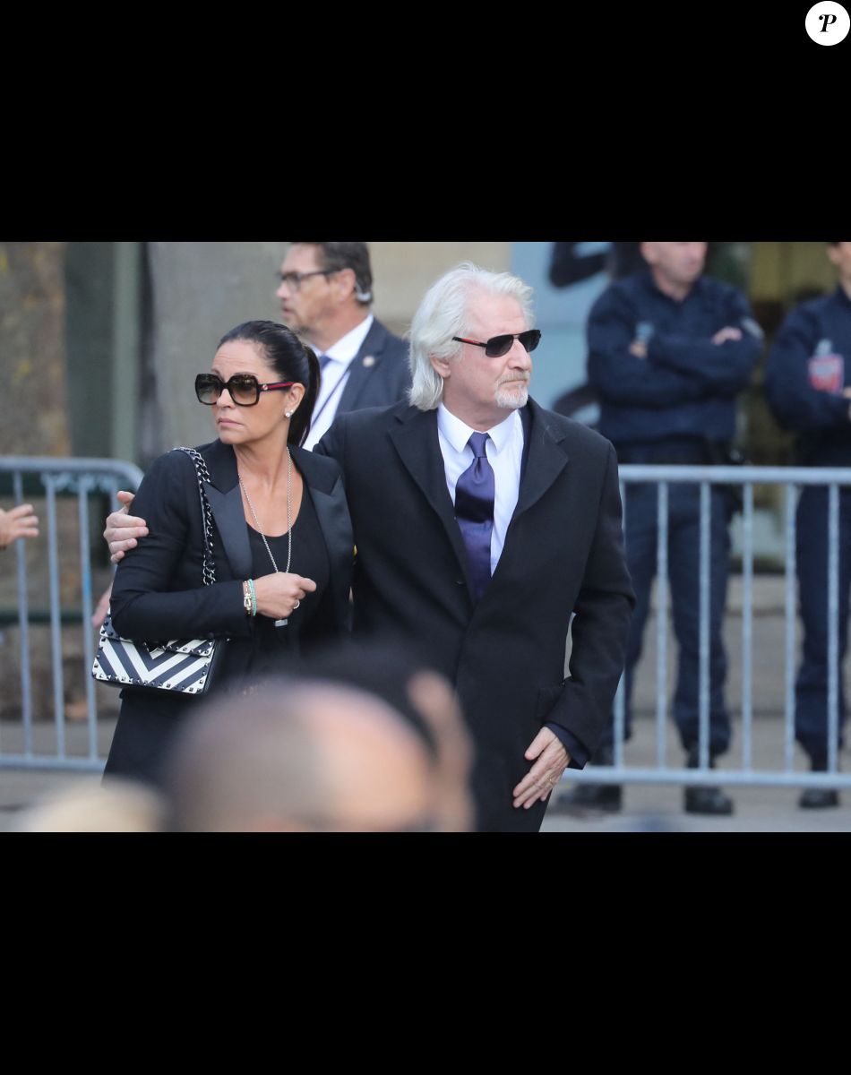 Patrick Sébastien et Nathalie (dite Nana) - Arrivées en l'église Saint-Sulpice pour les obsèques de l'ancien président de la République Jacques Chirac à Paris. Un service solennel sera présidé par le président de la République. Le 30 septembre 2019 © Dominique Jacovides / Bestimage