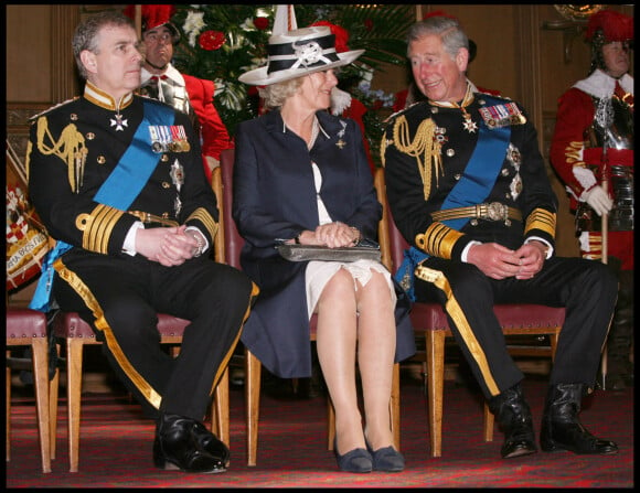 Prince Andrew, duc d'York, Camilla Parker-Bowles, duchesse de Cornouailles, Prince Charles, prince de Galles - Réception au Guildhall après la messe à la cathédrale Saint-Paul pour le centenaire de l'aviation de la Royal Navy