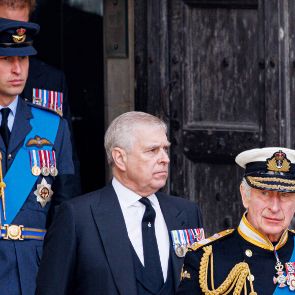 Le prince William, prince de Galles, Le prince Andrew, duc d'York, Le roi Charles III d'Angleterre, le prince Edward, comte de Wessex et La princesse Anne - Funérailles d'Etat de la reine Elizabeth II d'Angleterre, à Londres, Royaume Uni, le 19 septembnre 2022. 