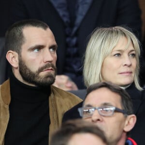 Robin Wright et son ex-mari Clément Giraudet assistent au huitième de finale retour de Ligue des Champion, du Paris Saint-Germain contre le Real Madrid au Parc des Princes à Paris le 6 mars 2018. © Cyril Moreau/Bestimage