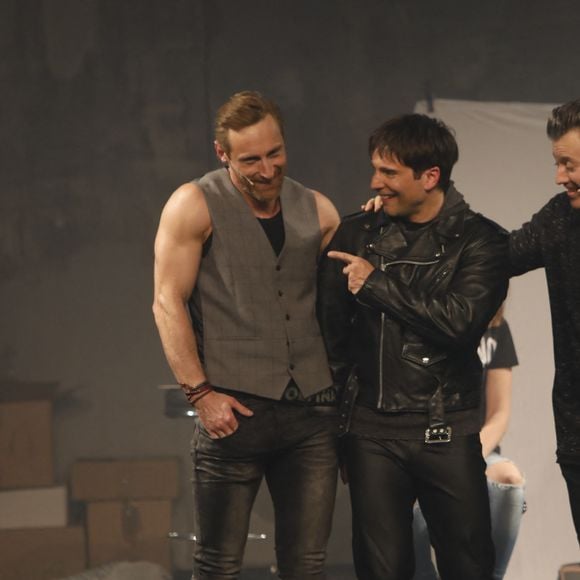 Chris Keller (GSquad), Allan Theo, Frank Delay (2be3) - Les artistes de la pièce de théâtre "Boys Band Forever" sur la scène de l'Apollo Théâtre à Paris. Le 23 mars 2018 © Marc Ausset-Lacroix / Bestimage