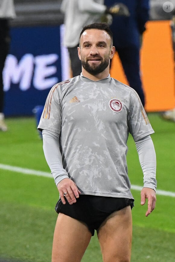 Mathieu Valbuena - Les joueurs de l'Olympiakos s'entrainent sur la pelouse du stade vélodrome avant leur rencontre contre Marseille en ligue des Champions. © Lionel Urman / Panoramic / Bestimage