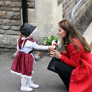 Le prince William, prince de Galles, et Catherine (Kate) Middleton, princesse de Galles, lors de leur visite à l'église St Thomas à Swansea, Royaume Uni, le 27 septembre 2022.