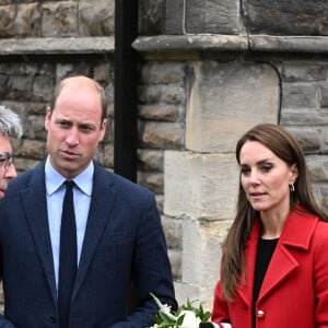 Le prince William, prince de Galles, et Catherine (Kate) Middleton, princesse de Galles, lors de leur visite à l'église St Thomas à Swansea, Royaume Uni, le 27 septembre 2022.