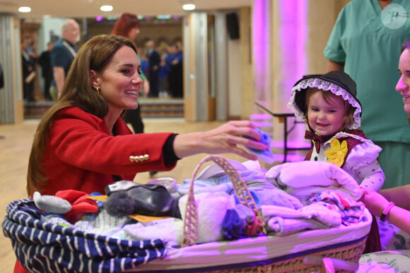 Le prince William, prince de Galles, et Catherine (Kate) Middleton, princesse de Galles, lors de leur visite à l'église St Thomas à Swansea, Royaume Uni, le 27 septembre 2022. L