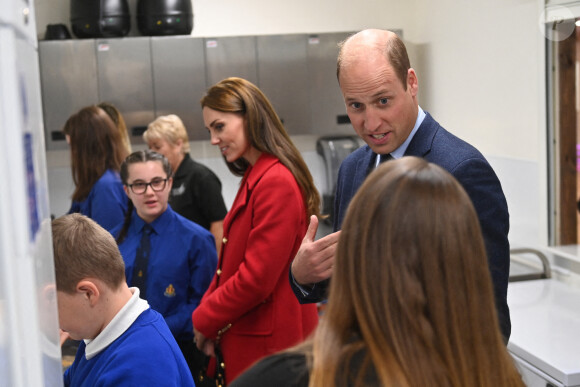 Le prince William, prince de Galles, et Catherine (Kate) Middleton, princesse de Galles, lors de leur visite à l'église St Thomas à Swansea, Royaume Uni, le 27 septembre 2022.