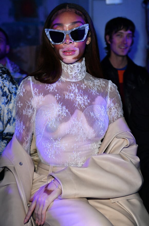 Winnie Harlow - Frontrow du défilé de mode prêt-à-porter printemps-été 2023 "Off-White" lors de la fashion week de Paris. Le 29 septembre 2022 © Veeren / Bestimage 
