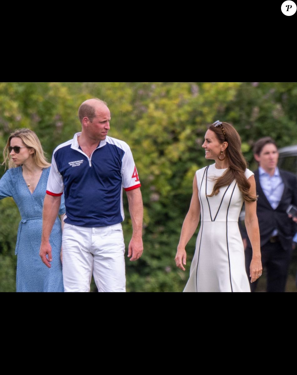 Le prince William, duc de Cambridge, et Catherine (Kate) Middleton, duchesse de Cambridge, assistent au match de polo caritatif Out-Sourcing Inc au Guards Polo Club, Smiths Lawn à Windsor le 6 juillet 2022.