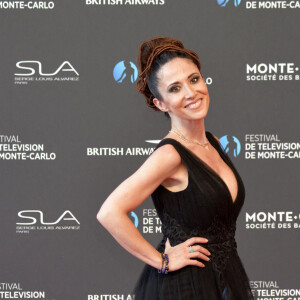 Fabienne Carat (longue robe en tulle noir Christophe Guillarmé, collier Helena Joy Paris) lors de la soirée d'ouverture du 60ème Festival de Télévision de Monte-Carlo au Grimaldi Forum à Monaco, le 18 juin 2021. Créé en 1961 par le Prince Rainier III de Monaco, le Festival de Télévision de Monte-Carlo présente, depuis plus d'un demi-siècle, les tendances du petit écran et anticipe les révolutions du secteur. © Bruno Bébert/Bestimage 