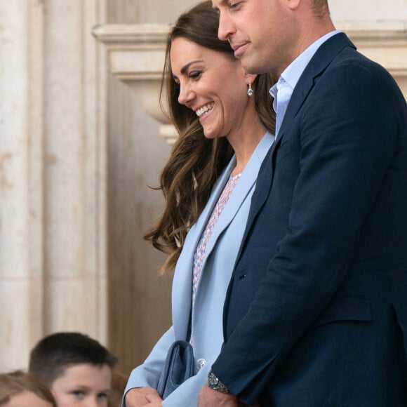 Le prince William, duc de Cambridge, et Catherine (Kate) Middleton, duchesse de Cambridge, visitent le musée Fitzwilliam de l'Université de Cambridge, Royaume Uni, le 23 juin 2022. Le couple princier va découvrir une peinture d'eux-mêmes qui sera révélé au public pour la première fois. 