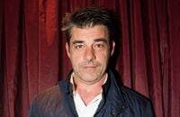 "Il est mort sous mes yeux" : Thierry Neuvic marqué par un décès brutal, il vit des expériences surnaturelles
