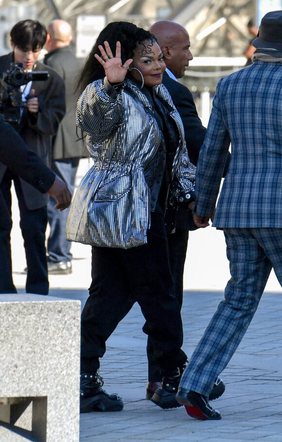 Janet Jackson - Arrivées au défilé Louis Vuitton Collection Femme Prêt-à-porter Printemps/Eté 2023 lors de la Fashion Week de Paris (PFW), France, le 4 octobre 2022. © Veeren-Clovis/Bestimage 
