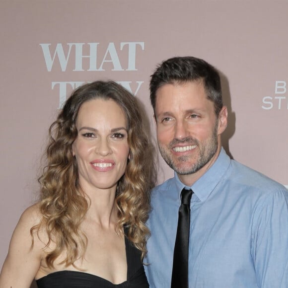 Hilary Swank et son mari Philip Schneider à la première de What They Had au iPic Westwood à Los Angeles, le 9 octobre 2018 