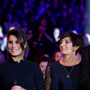 Karine Ferri, Laurence et Pierre Lemarchal (Parents de Grégory Lemarchal) - Emission hommage à "Grégory Lemarchal, 10 ans après l'histoire continue" au Zénith de Paris et retransmis en direct sur TF1 le 7 janvier 2017. © Cyril Moreau/Bestimage (no web - No Blog pour suisse et Belgique)