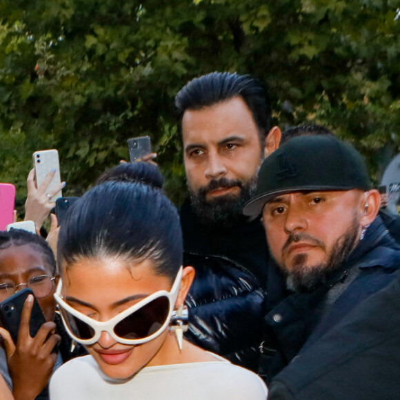 Kylie Jenner - Arrivées au défilé Acne Studios Collection Femme Prêt-à-porter Printemps/Eté 2023 lors de la Fashion Week de Paris, France, le 28 septembre 2022. © Veeren-Clovis/Bestimage 